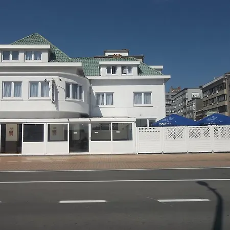 ホテル House Ela ミデルケルケ